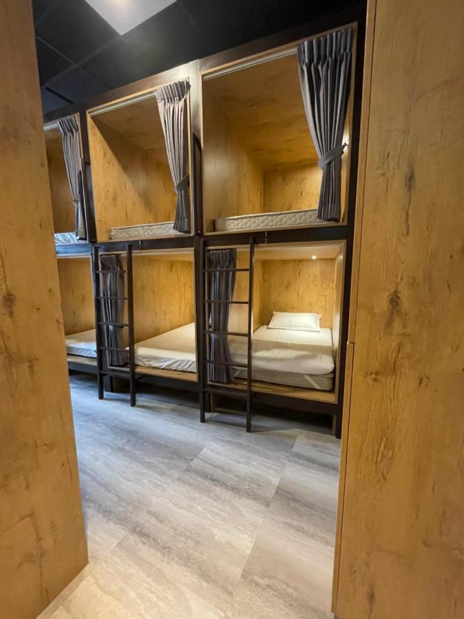 One Night Hostel Yilan Exterior foto